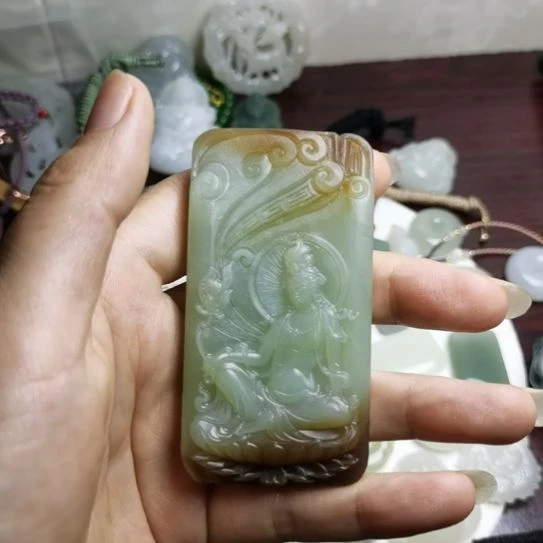 財****颈饰未镶嵌和田玉