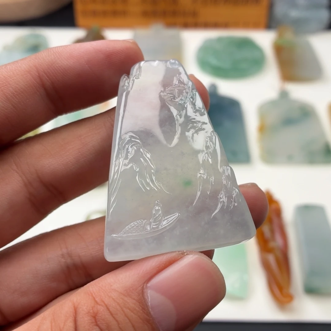 定制翡翠未镶嵌山水