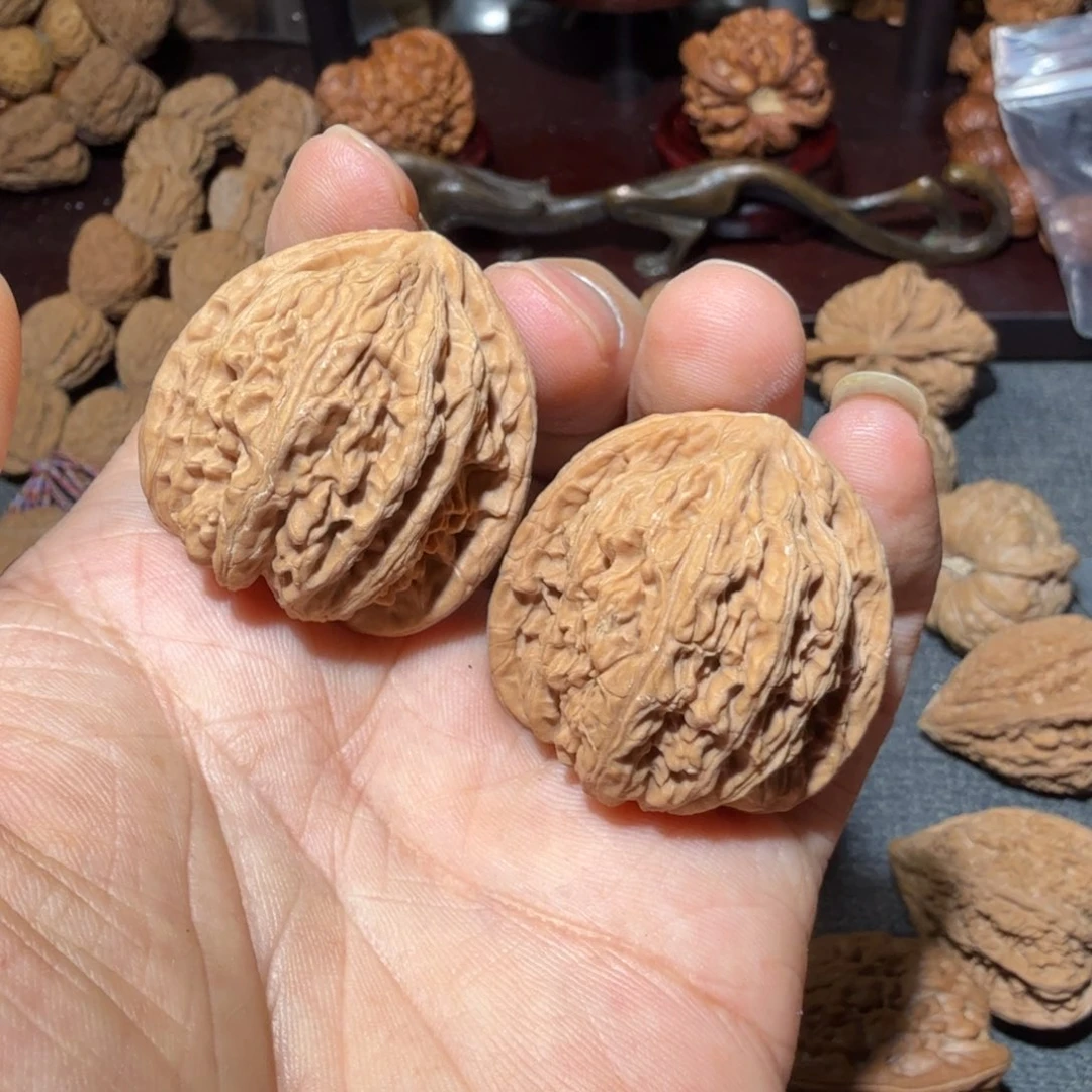 把件文玩核桃红宝石38