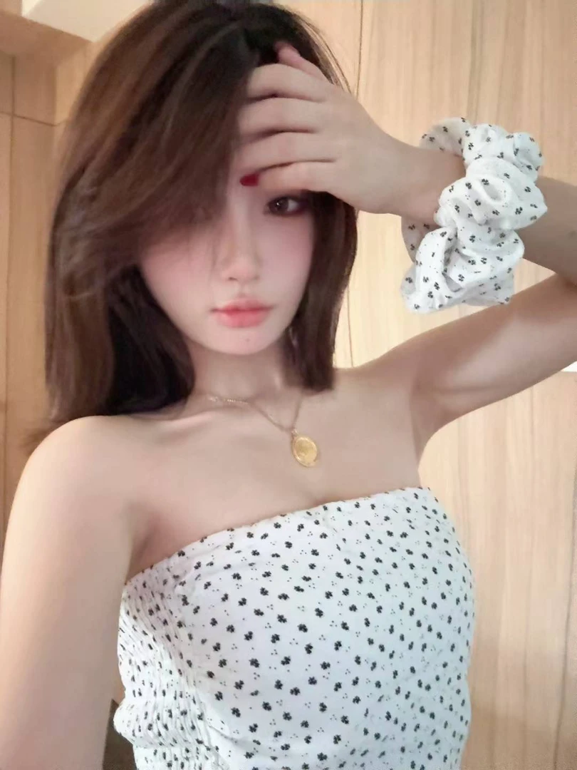 JJio【裹胸上衣】夏季白色波点一字肩抹胸背心纯欲风绝美上衣配发箍