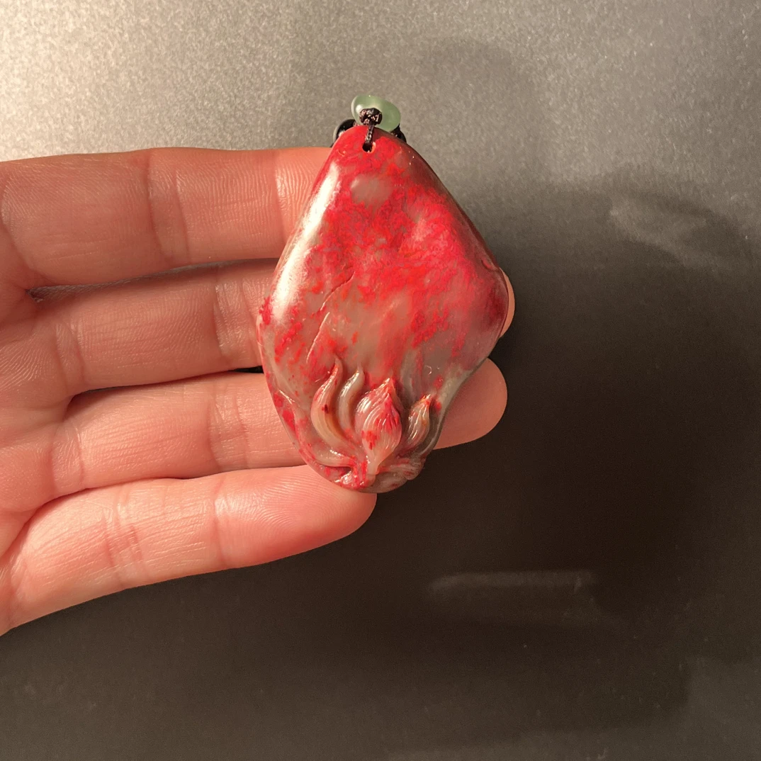 昌化鸡血石随形挂件
