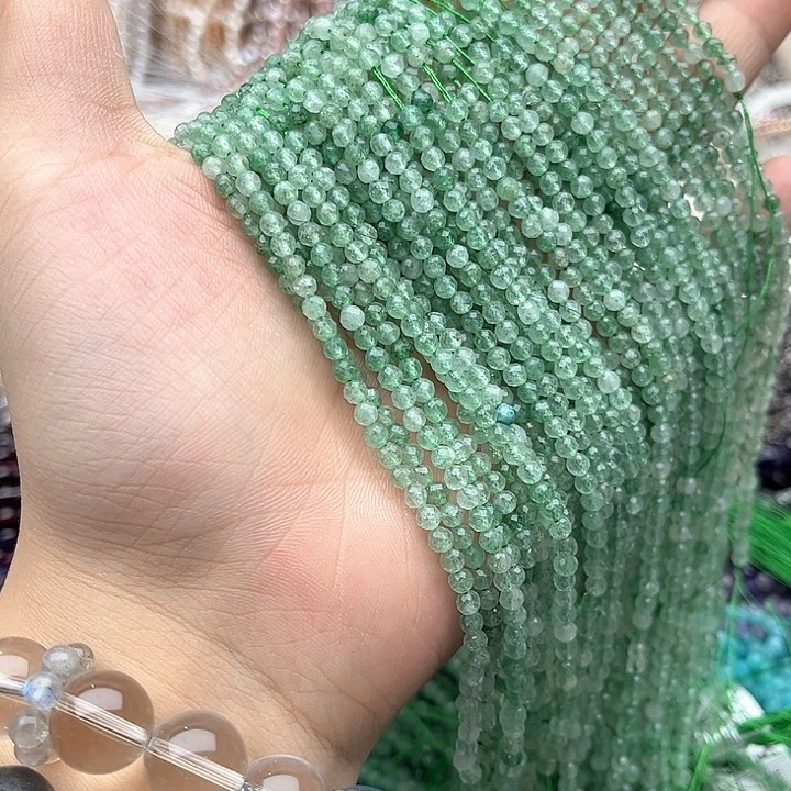 未镶嵌玛瑙/玉髓珠宝半成品一条3mm左右绿草莓晶刻面