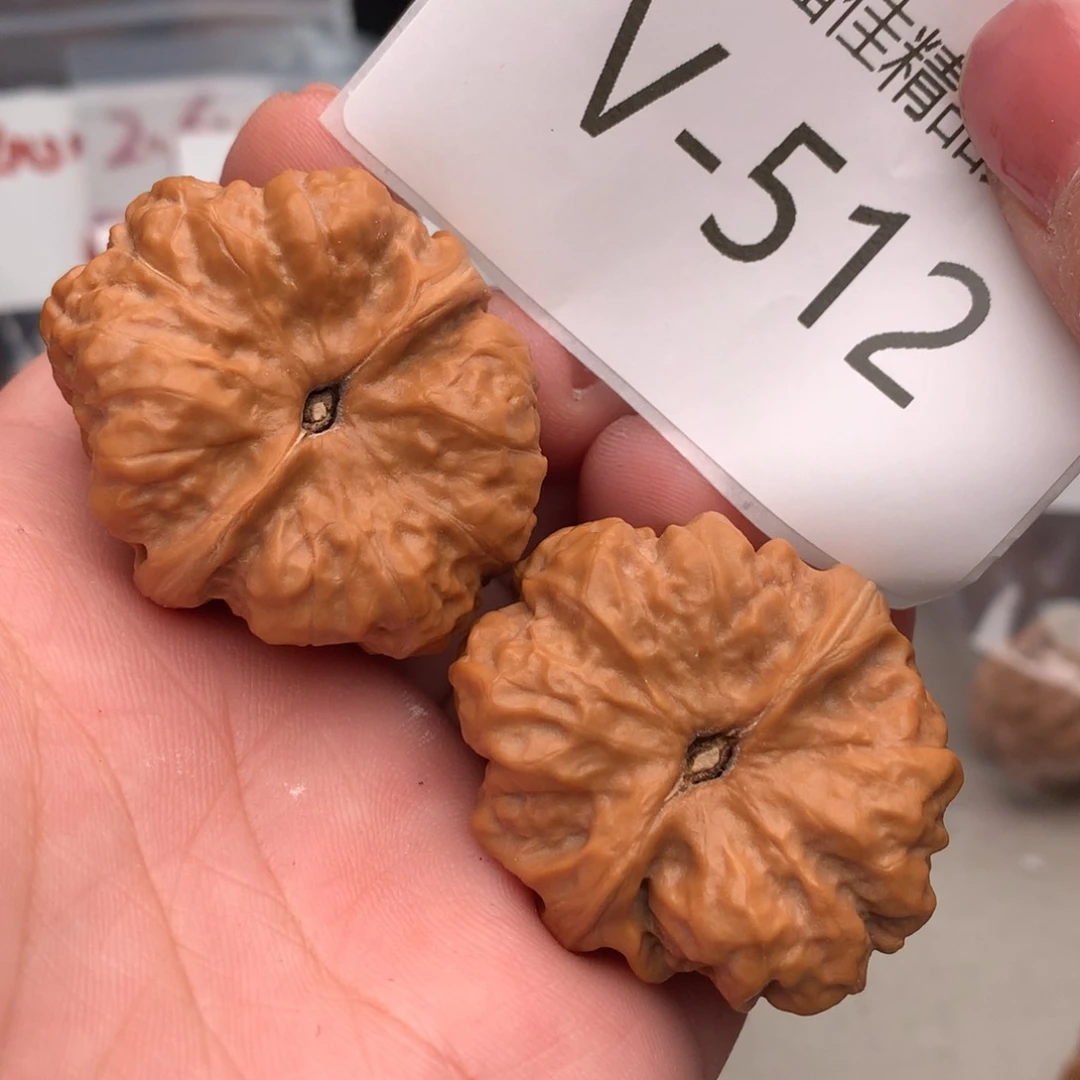 文玩核桃把件35蛙………..