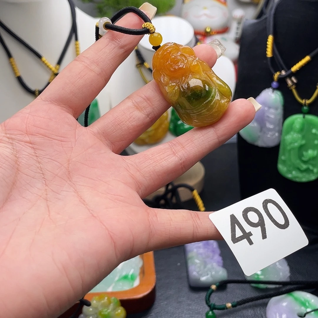 吊坠(赠链)未镶嵌翡翠