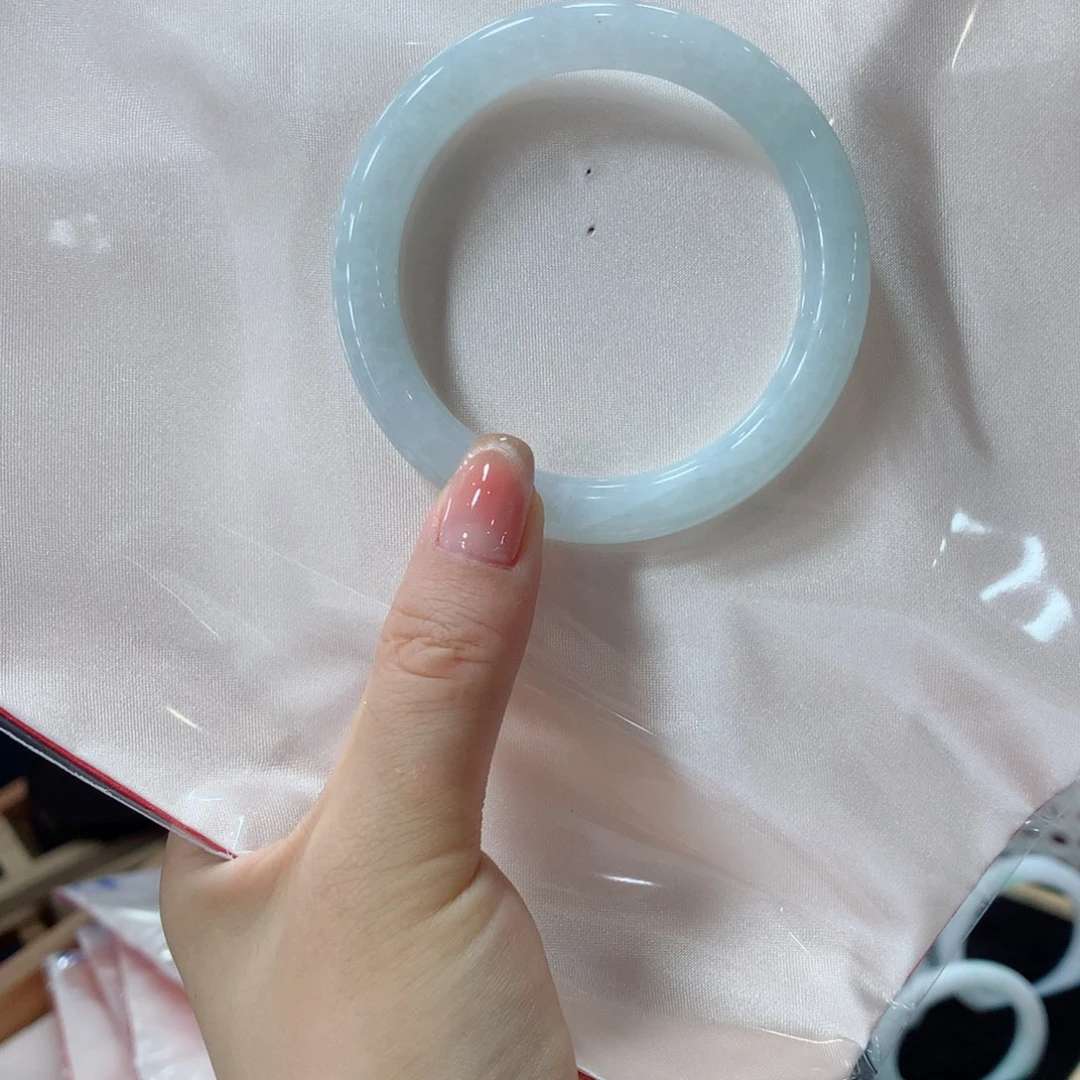 未镶嵌手镯翡翠买断
