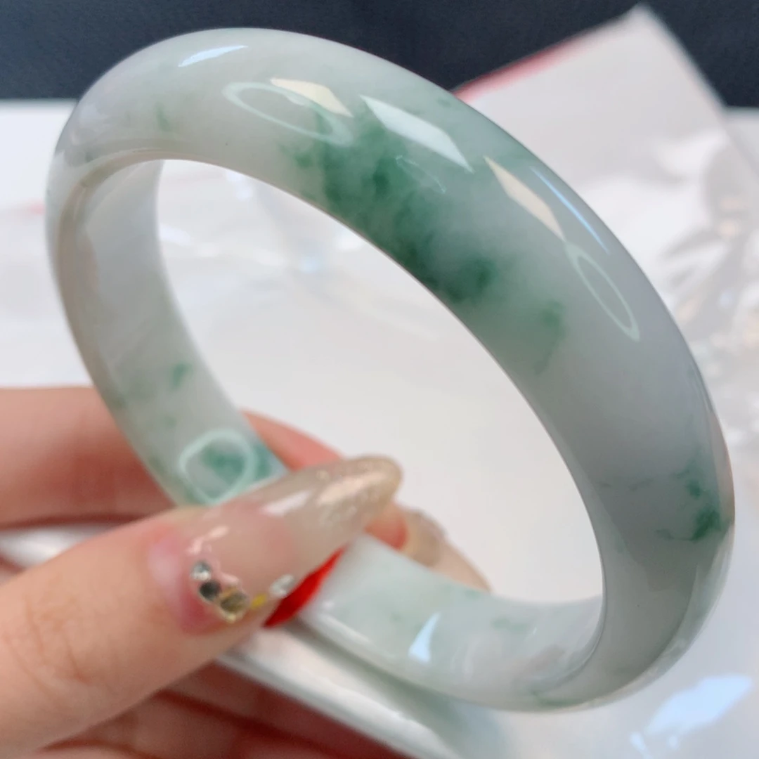【闪购商品】翡翠手镯未镶嵌59圈
