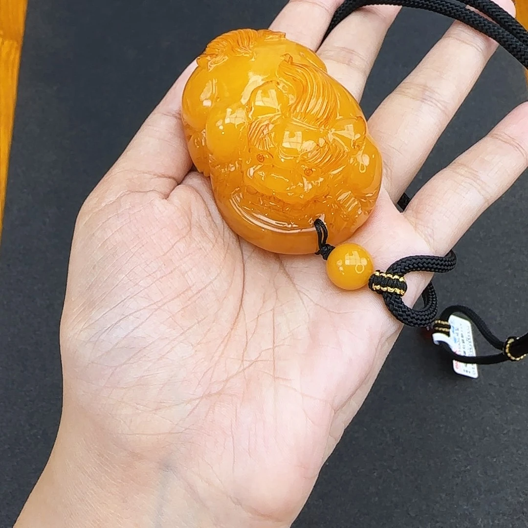 琥珀颈饰未镶嵌吊坠