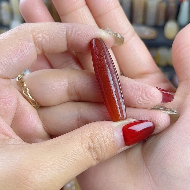 玛瑙手饰未镶嵌一**海勒子