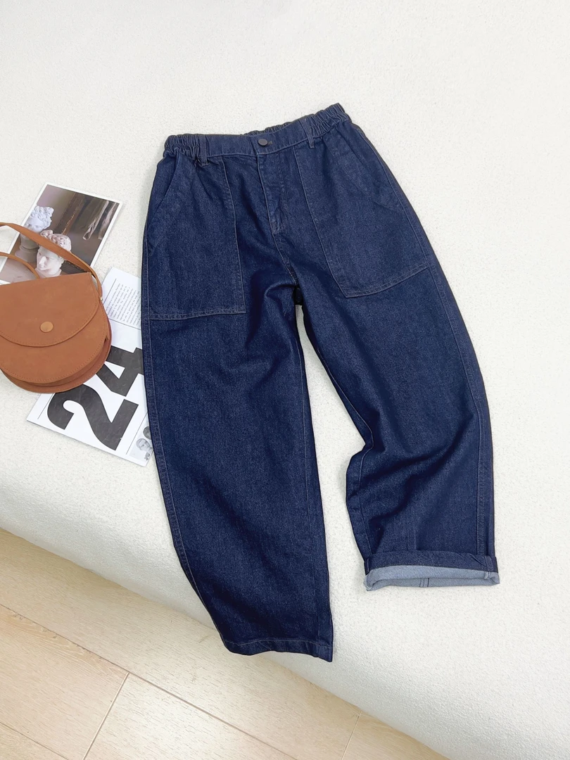 【女王洛克】早春新款时尚百搭宽松显瘦大码裤子牛仔裤女款LK81452