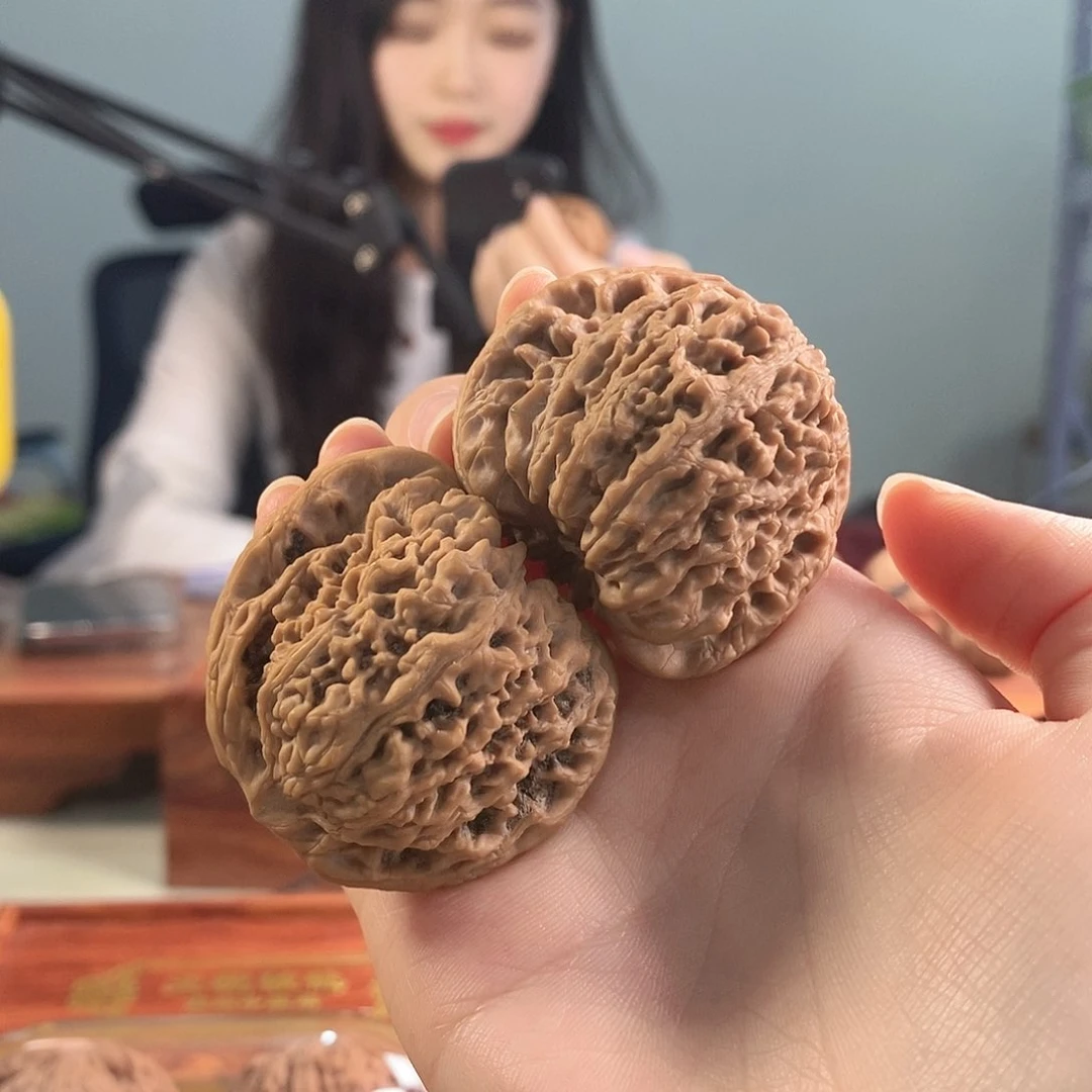 吊坠文玩核桃44南疆石