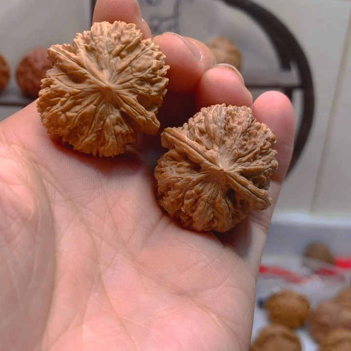 文玩核桃吊坠33 33的137