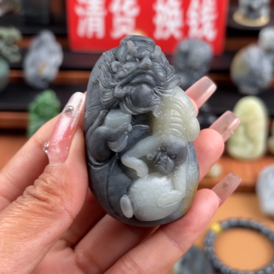 和田玉未镶嵌挂件大**忙