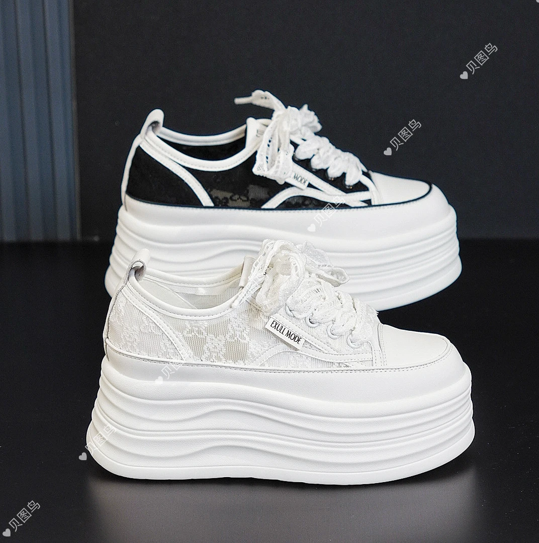 2025新款厚底小白鞋女舒适百搭休闲运动鞋小个增高面包鞋z