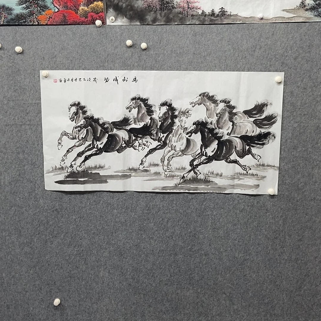 国画四尺水墨马一副