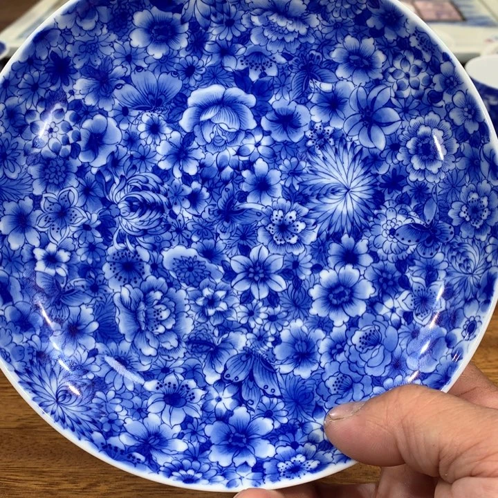 金*微瑕柴窑青花万花壶承