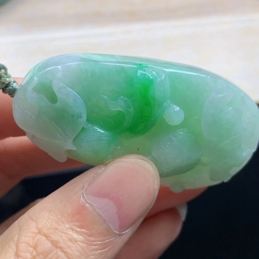 颈饰未镶嵌翡翠吊坠