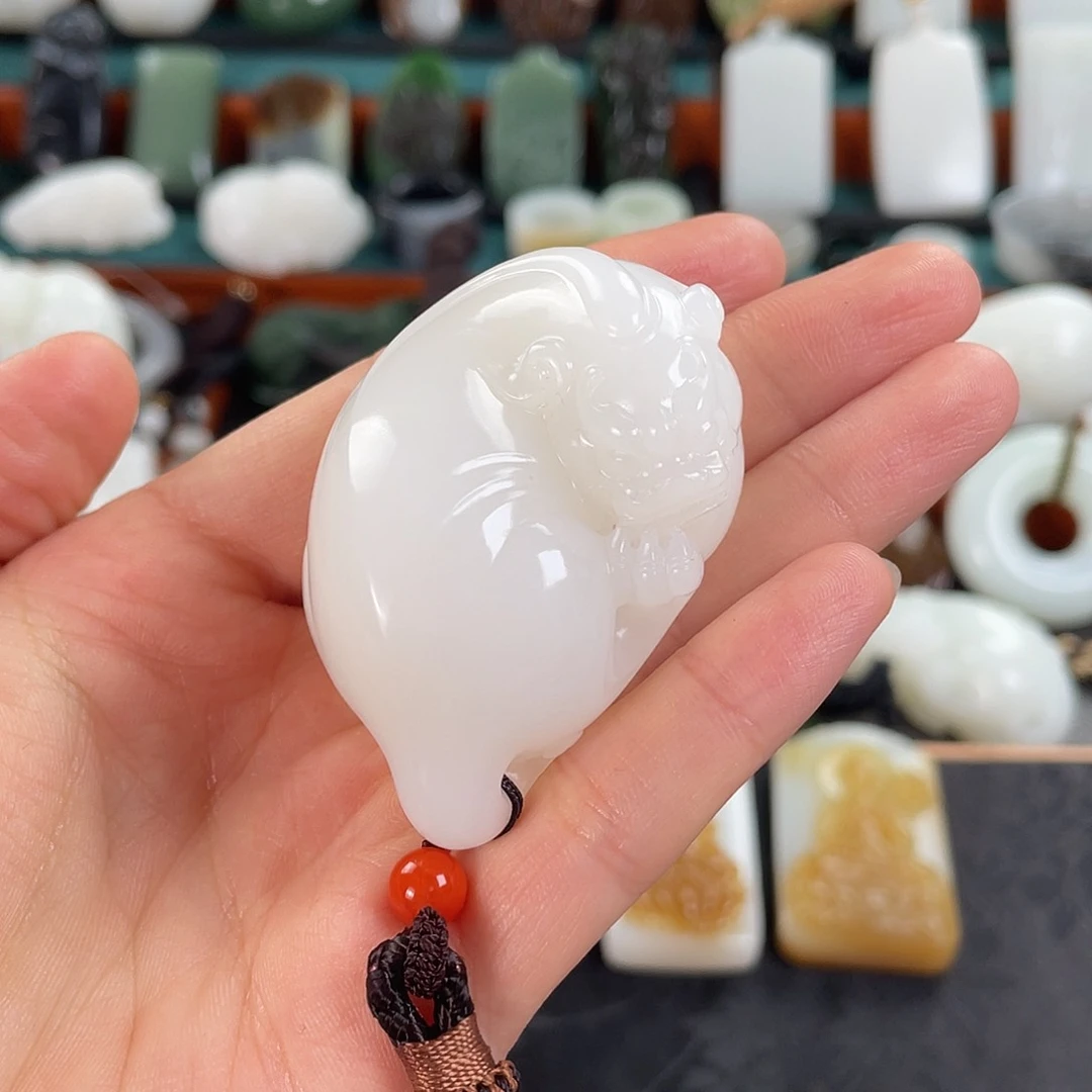 未镶嵌和田玉把件