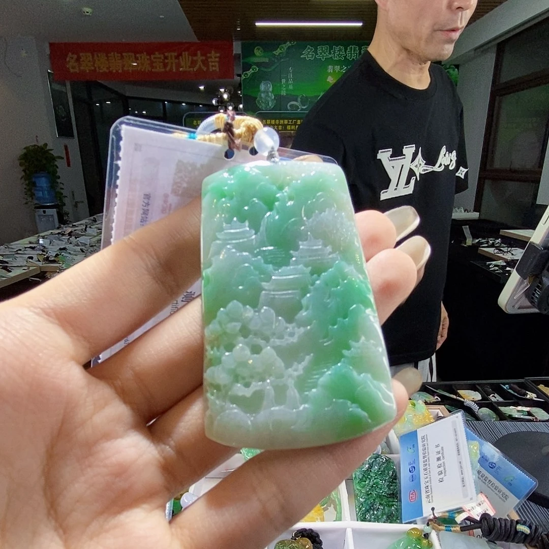 颈饰未镶嵌翡翠翡翠