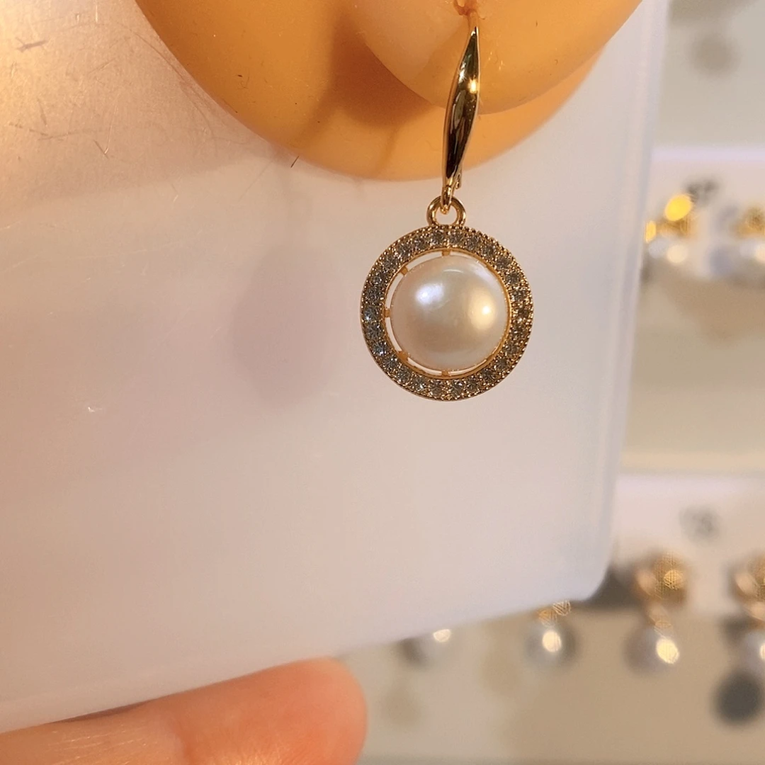 银S925镶嵌淡水珍珠耳饰