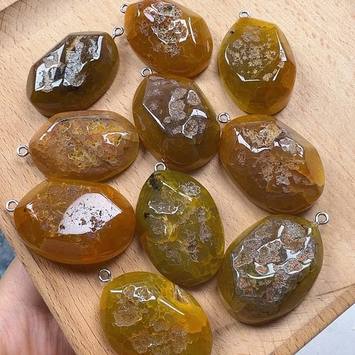 水晶珠宝半成品未镶嵌卡24×34龙纹玛配件一颗