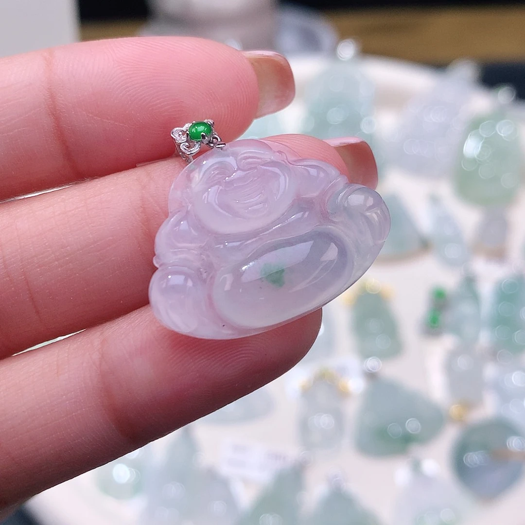 颈饰18K金镶嵌翡翠佛公