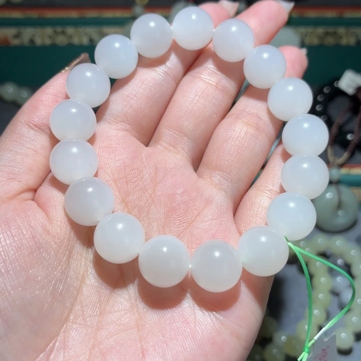 和田玉未镶嵌手串