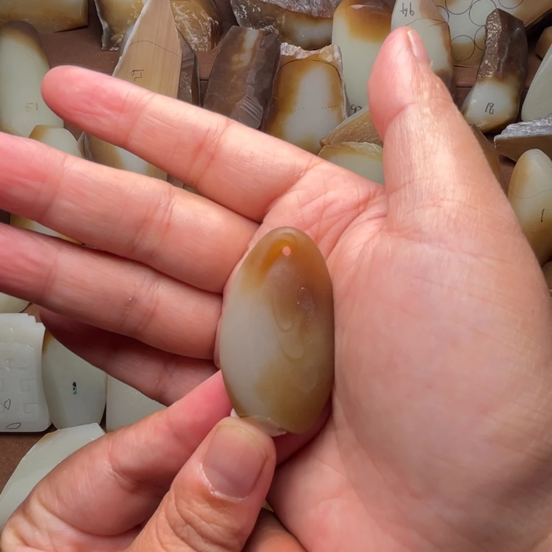 未镶嵌和田玉挂件