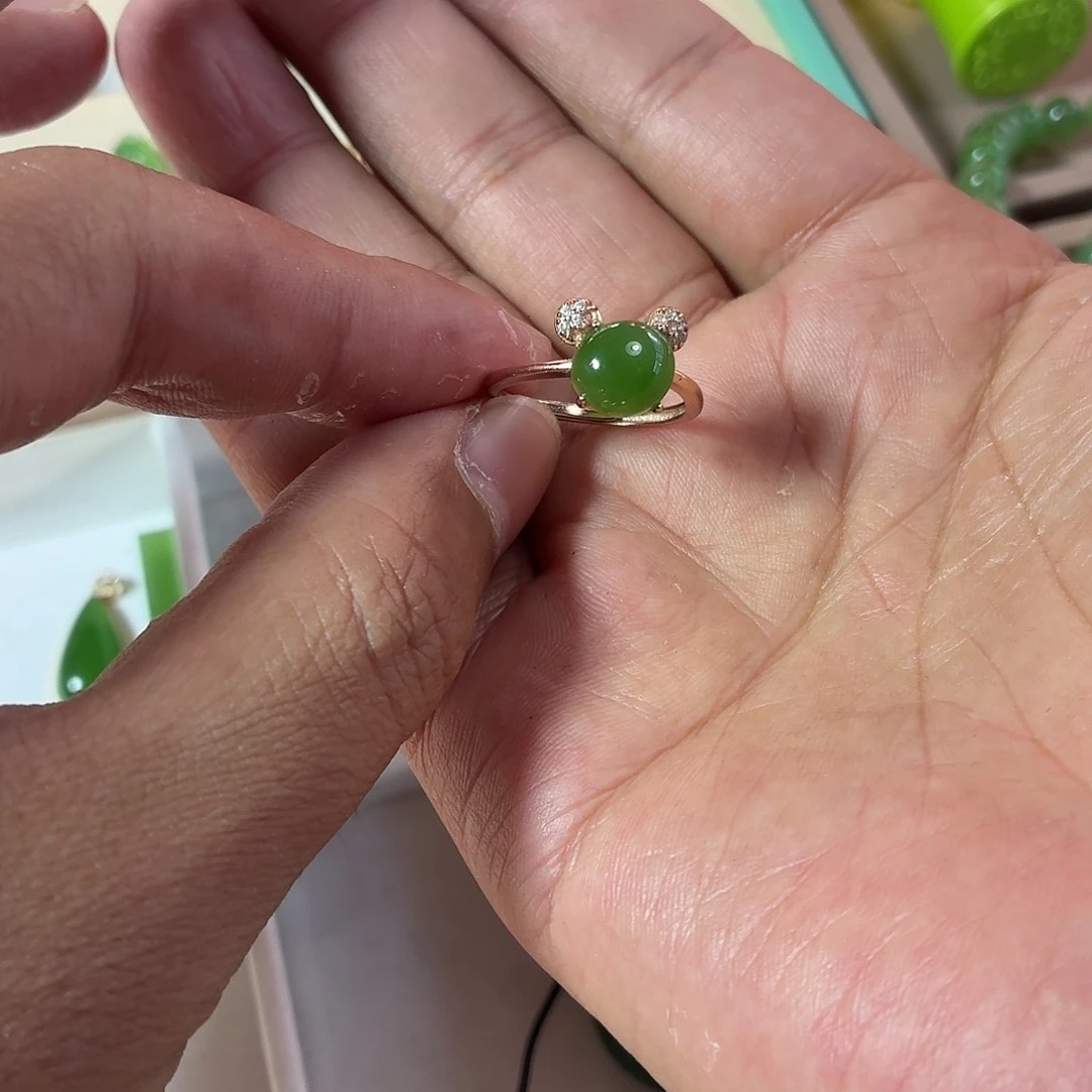 和田玉未镶嵌戒指