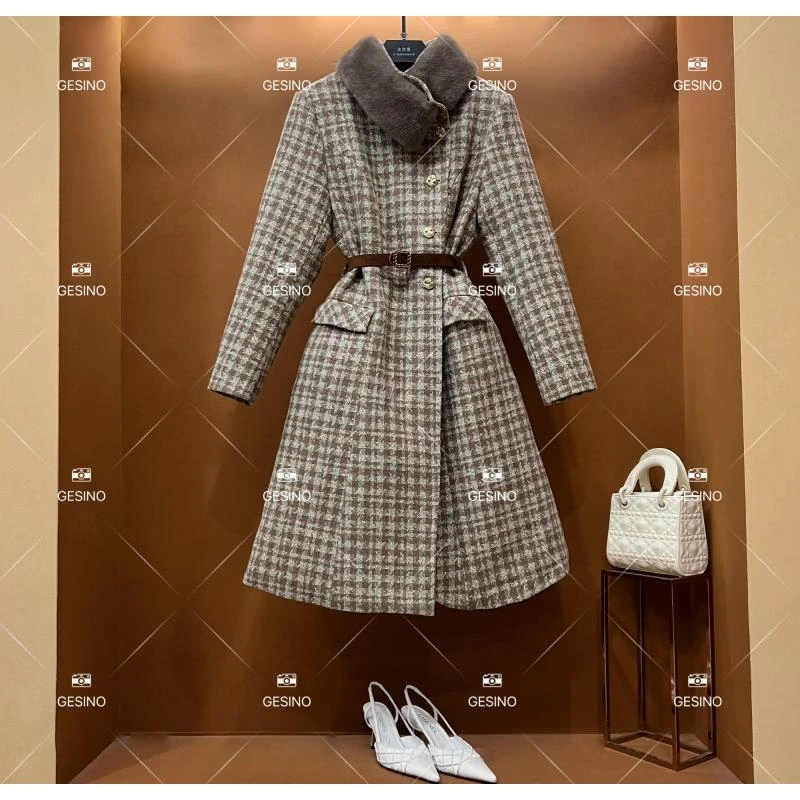 【露】秋冬气质小香风时尚设计师中长款外套 QD-2025518