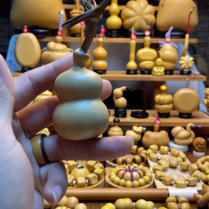 是****天然葫芦自然生长