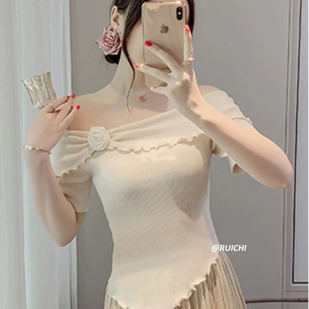 千金风甜美一字肩针织衫2025夏季新款修身显瘦百搭时尚短上衣