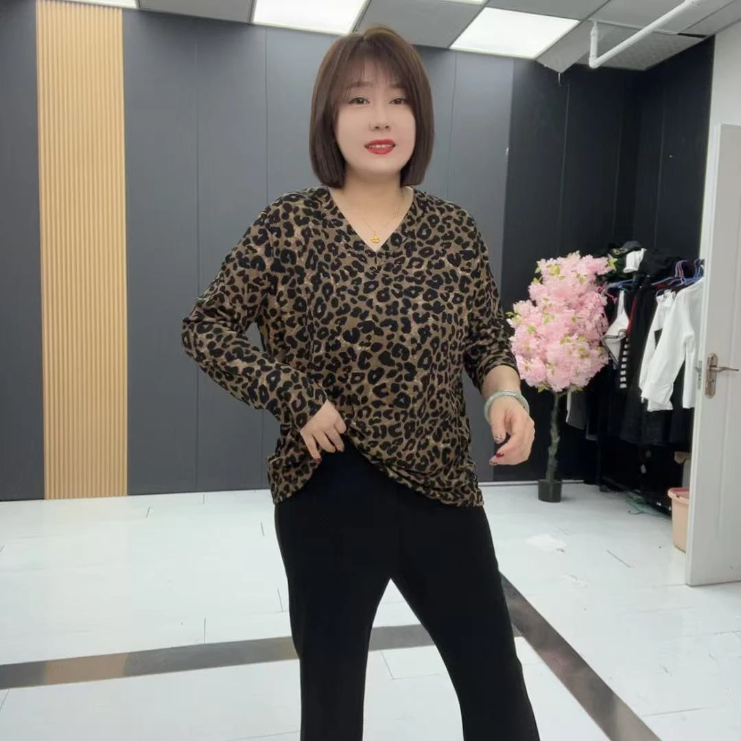 彤033豹纹长袖衫显瘦洋气时尚