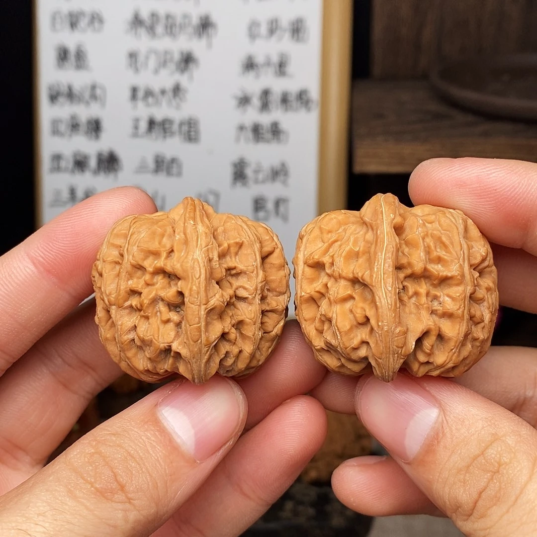 吊坠文玩核桃祥龙元宝