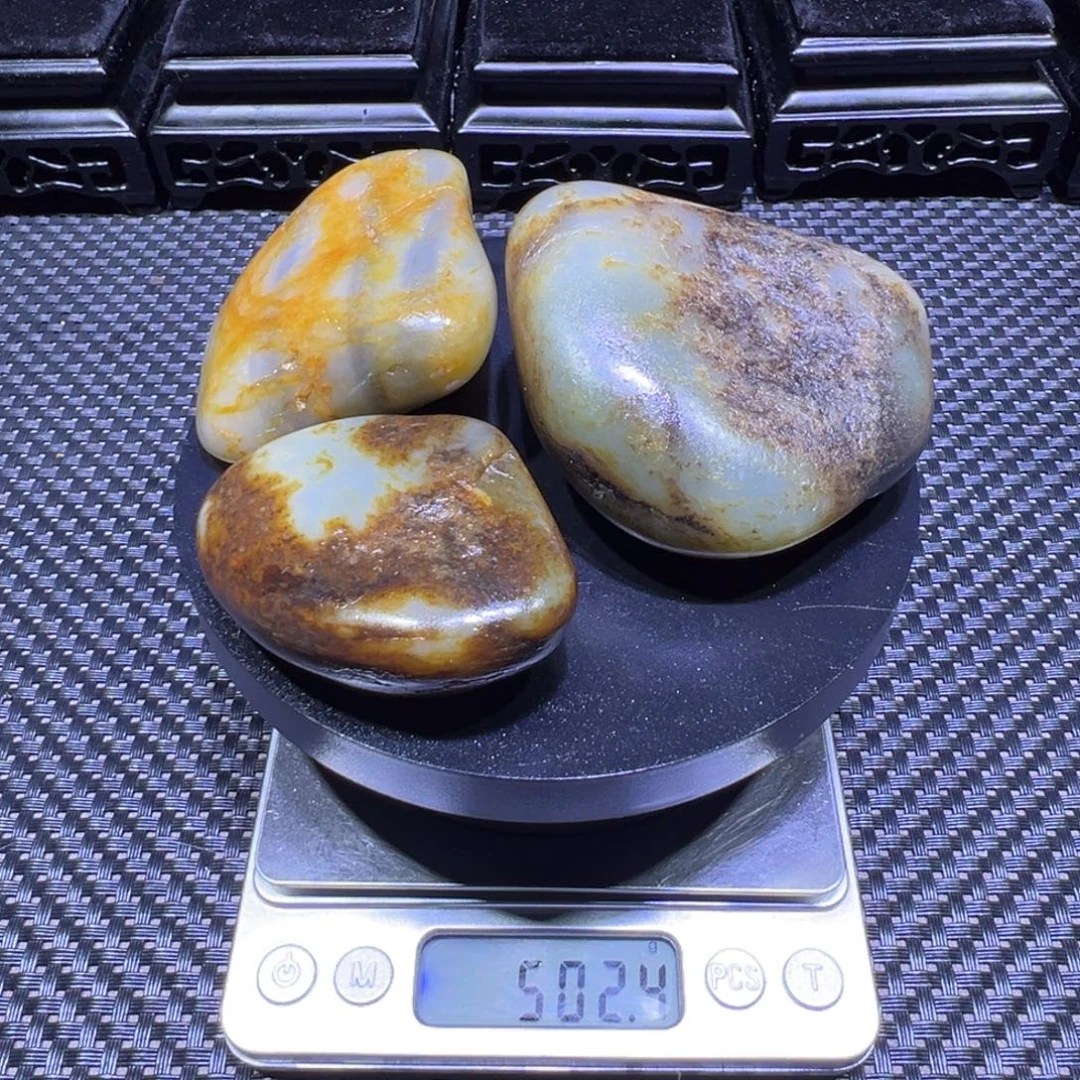 和田玉（子料）未镶嵌吊坠(不含链)502克