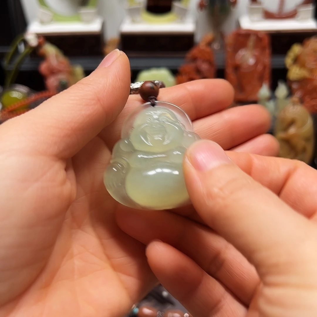 岫玉未镶嵌吊坠挂件，