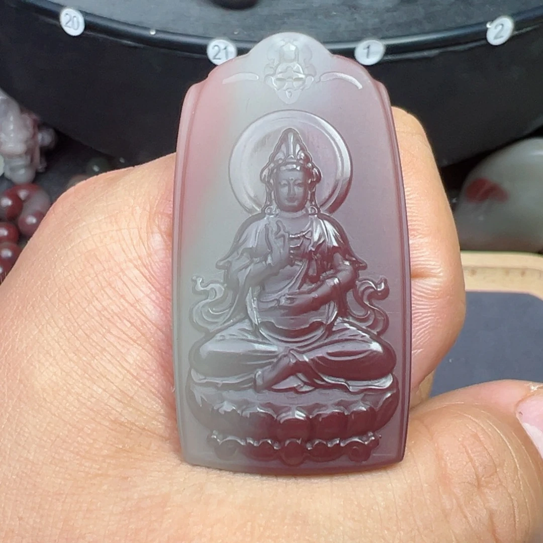 杨***哥玛瑙/玉髓未镶嵌秦紫玉