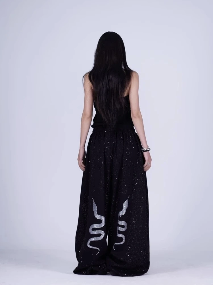 原创烫钻撒银爆闪小蛇印花卫裤女夏季松弛感休闲风爵士跳舞运动裤