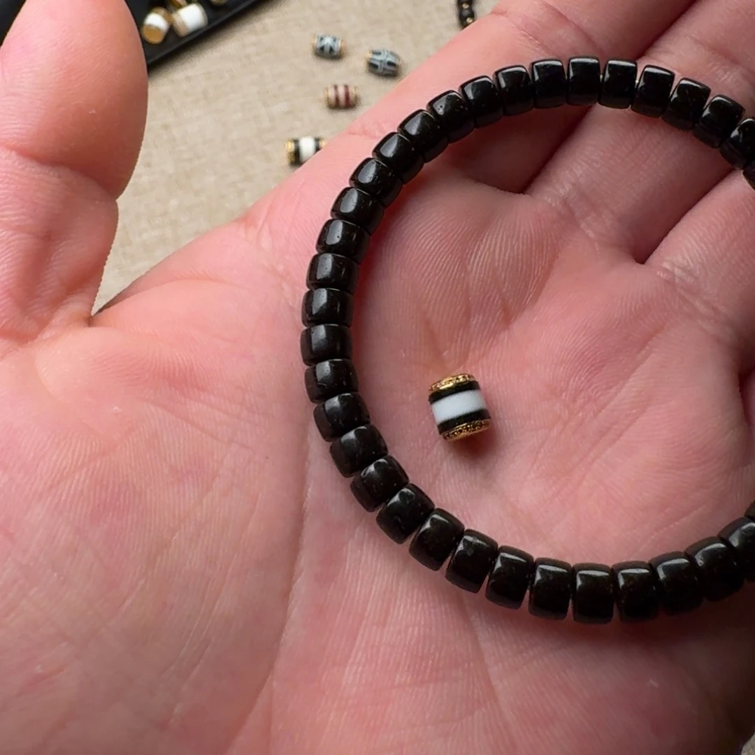 椰蒂吊坠王***。椰蒂药片单籽搭配剁珠