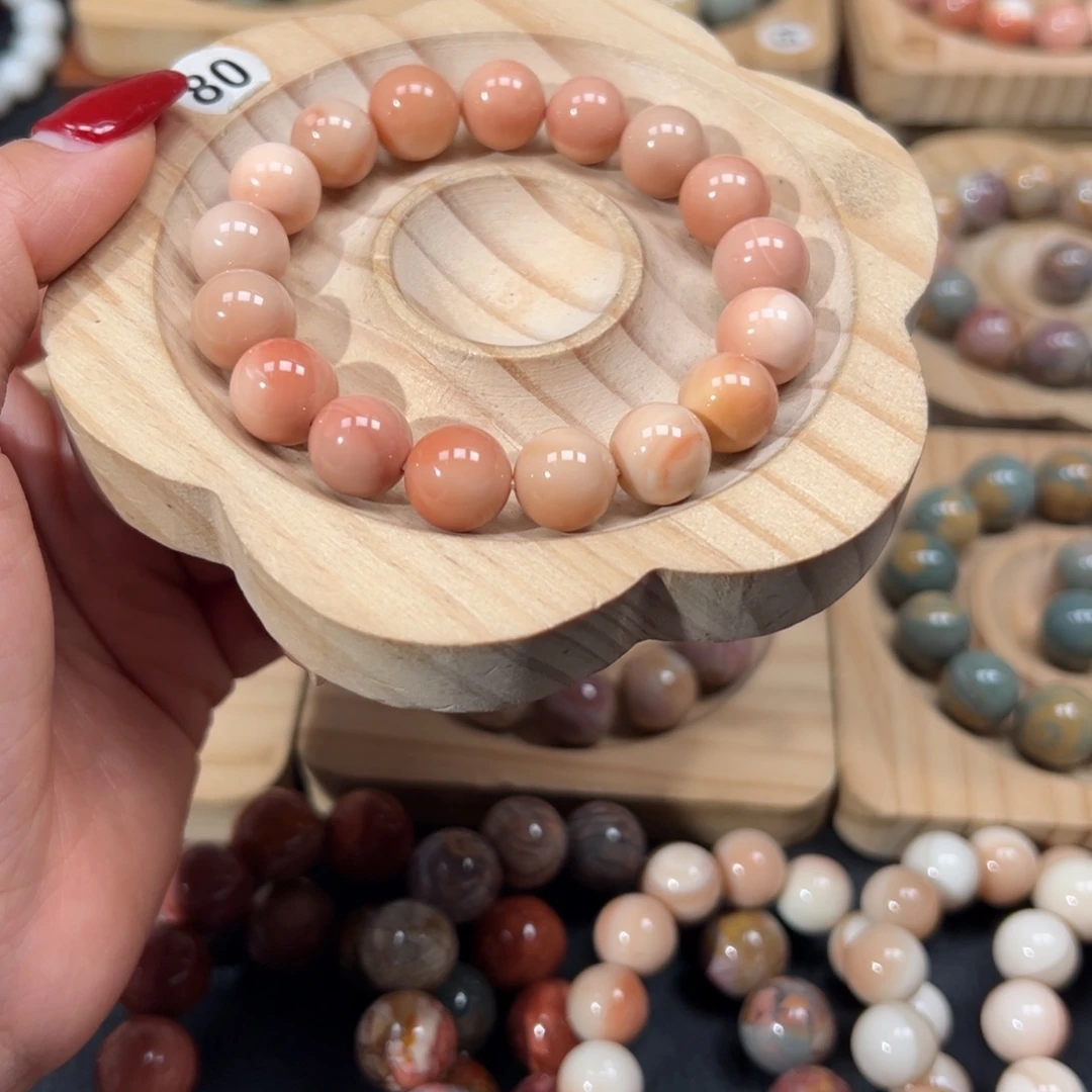 *****石英质玉未镶嵌手链95