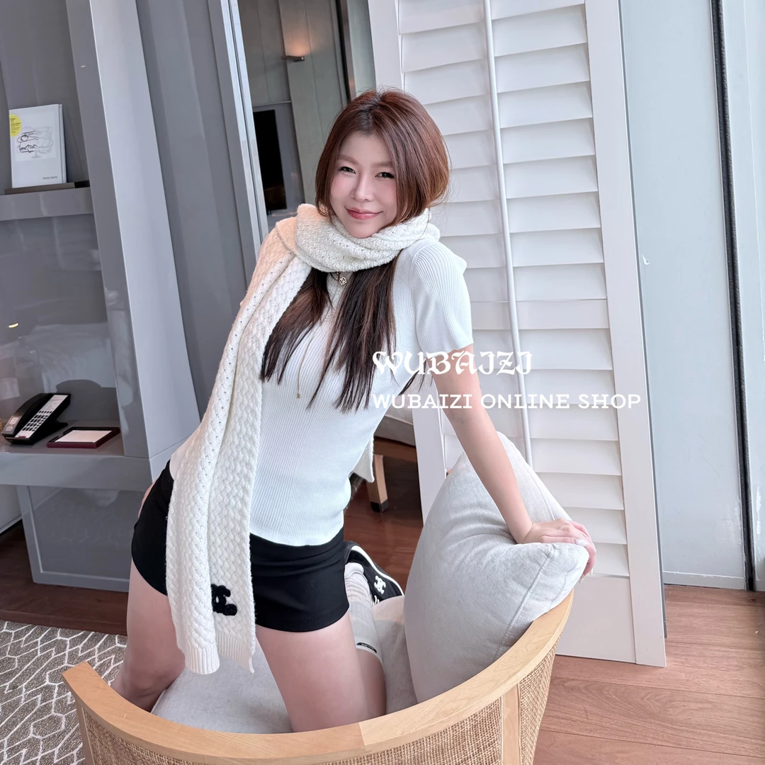 WUBAIZI ｜25B百搭基础款！爱心刺绣女针织上衣短袖