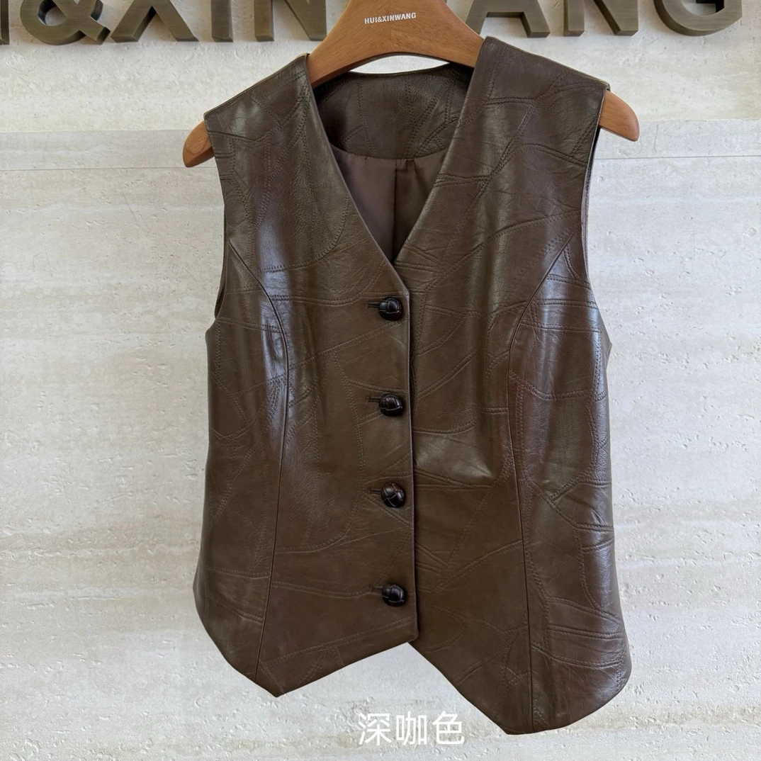 【BAI】秋季新款时尚百搭V领单排扣无袖马甲女上衣 66961