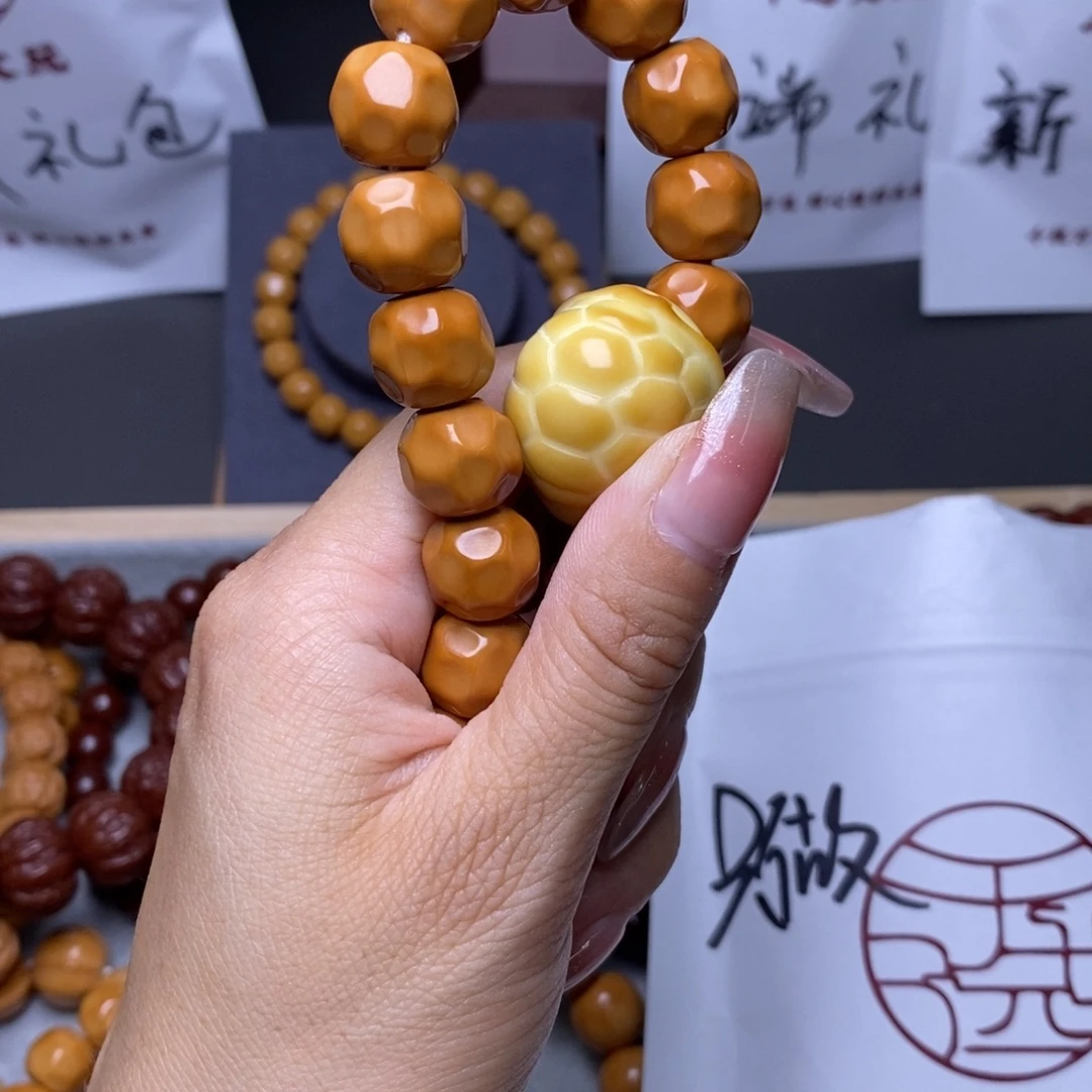 手串文玩核桃奶酪手持龟甲