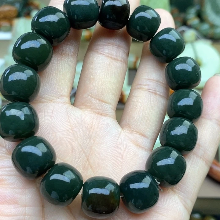 手串未镶嵌透闪石质玉