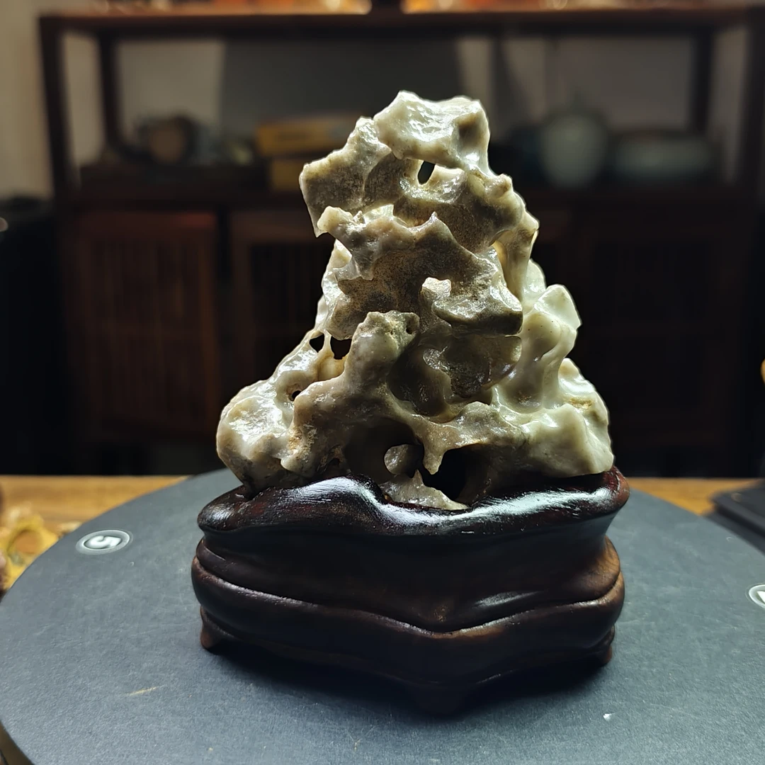 小精品安徽玉化玲珑石尺寸9.5cmX12cm高