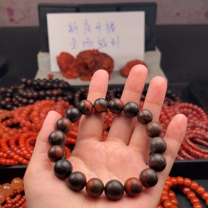 d***！未镶嵌南红玛瑙多样性发货12mm南红玛瑙