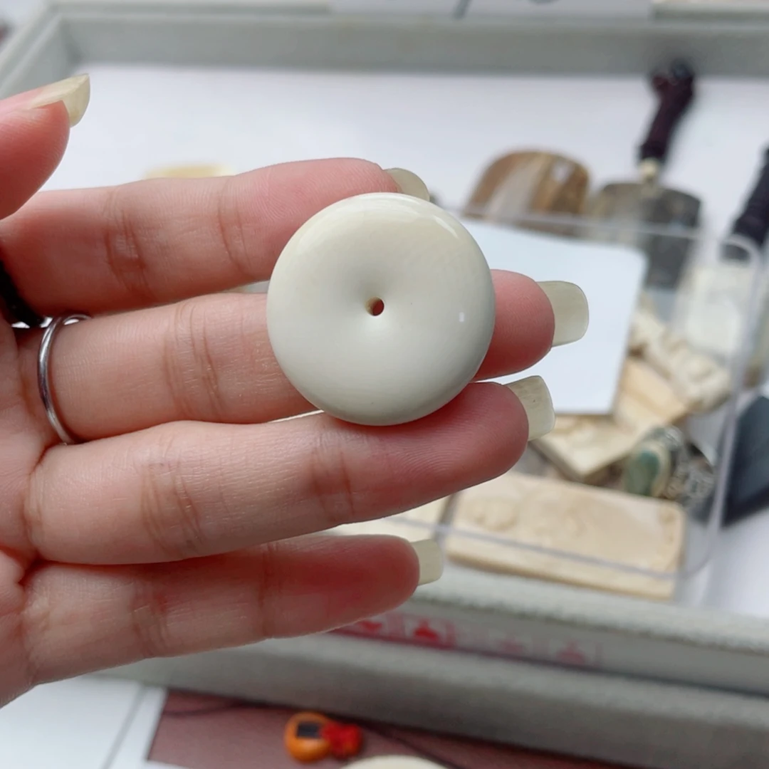 吊坠柏香籽/百香籽猛犸牙平安扣