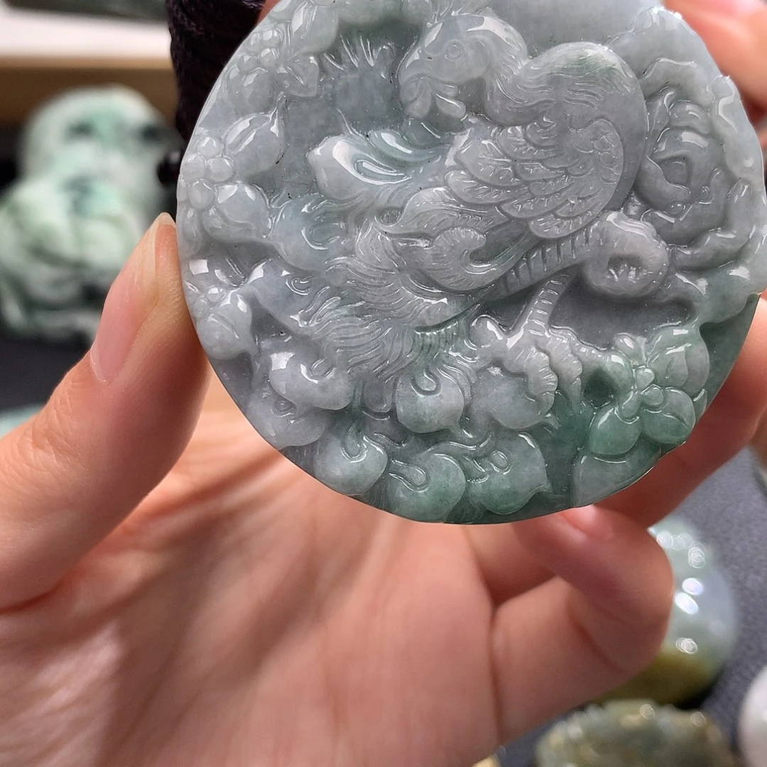 吊坠(不含链)未镶嵌翡翠