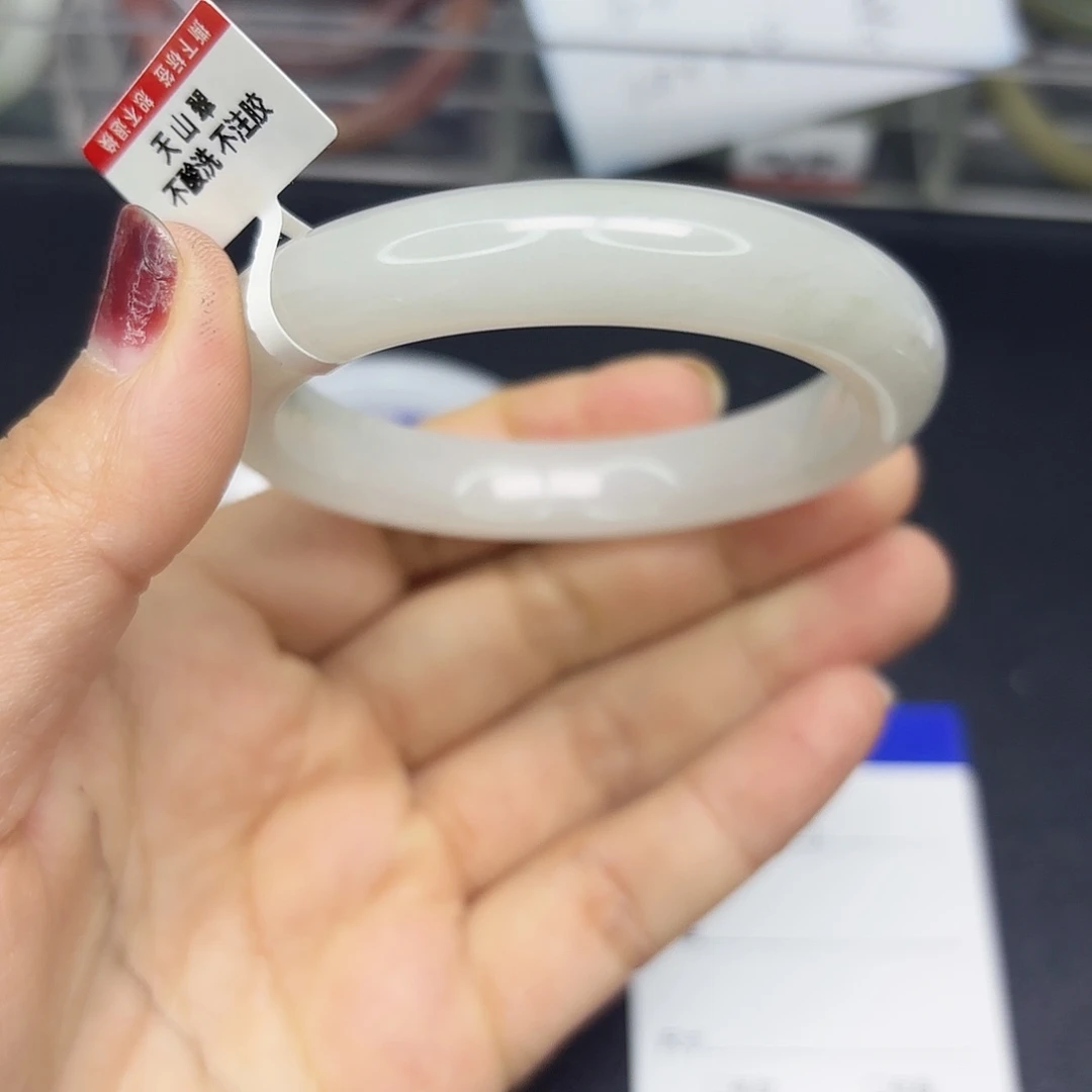 石英质玉未镶嵌手镯33/5655