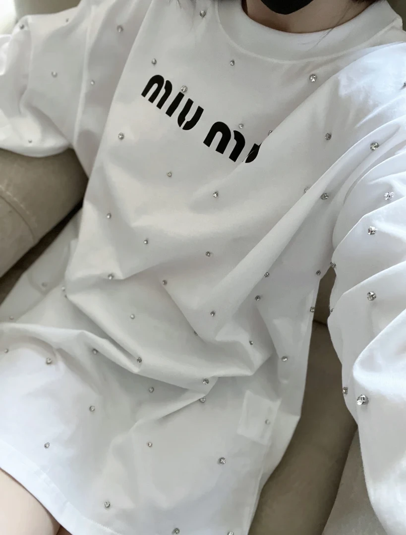 95新 MIU MIU/缪缪 pp五一二 棉 刺绣钻长袖T恤 s码 微污