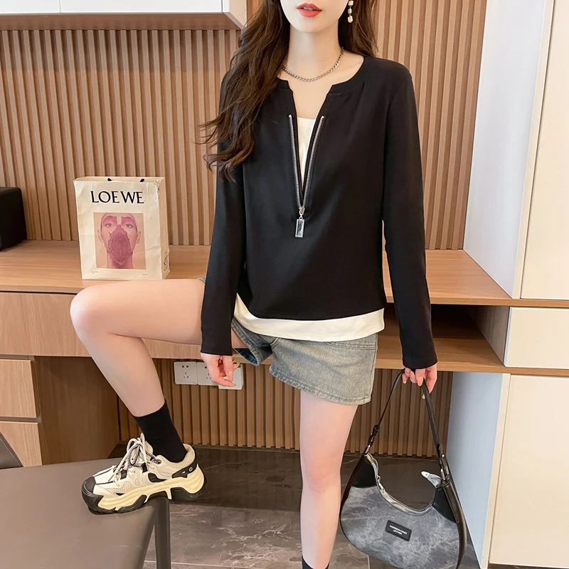 高级感小众半拉链V领长袖T恤女秋季爆款韩版撞色拼接假两件上衣潮